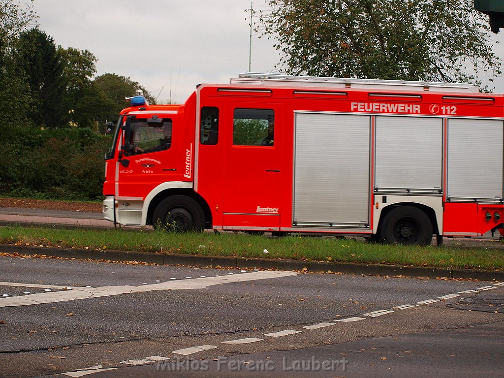 Feuer Kueche Koeln Neu Brueck Heinrich Lerschstr P368.JPG